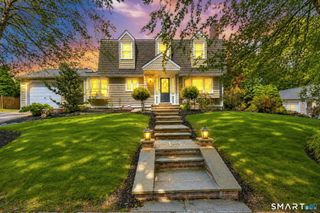 18 Woodhead Drive, Milford, CT 06460