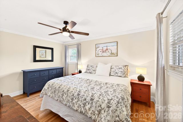 25 Bevlyn Drive, Asheville, NC 28803
