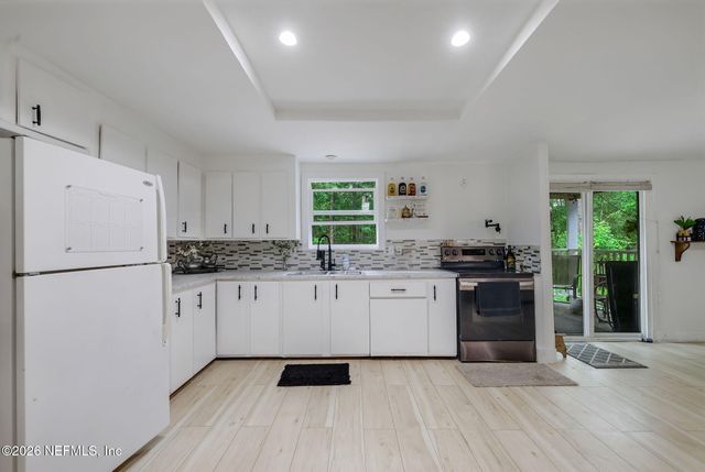 2744 BURROUGHS Road, Middleburg, FL 32068
