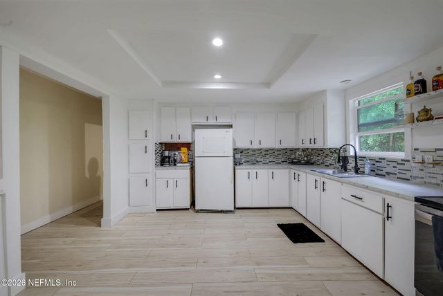 2744 BURROUGHS Road, Middleburg, FL 32068