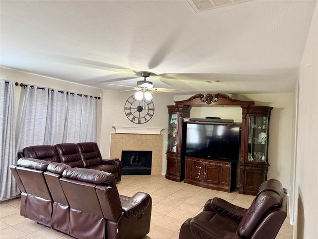 1507 Orchid Drive, Missouri City, TX 77489