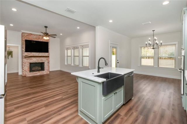 3221 Deer Crest Court, Mobile, AL 36695