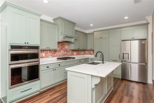 3221 Deer Crest Court, Mobile, AL 36695