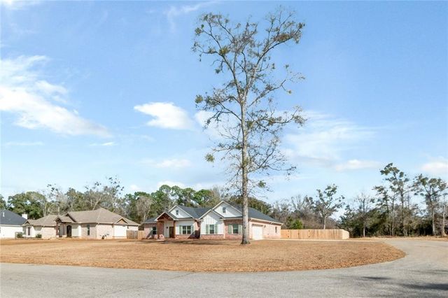 3221 Deer Crest Court, Mobile, AL 36695