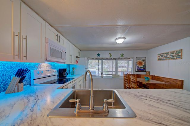 6427 W RICHARD DRIVE, Weeki Wachee, FL 34607