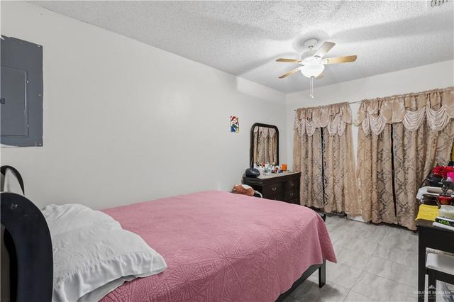 3512 Warbler Avenue, Mcallen, TX 78504