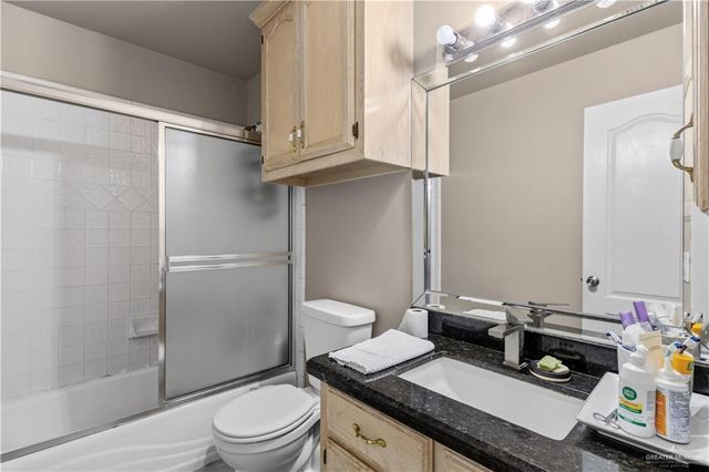 3512 Warbler Avenue, Mcallen, TX 78504