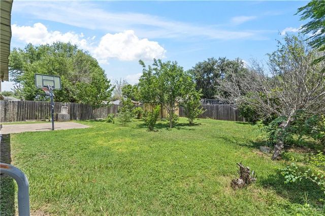 3512 Warbler Avenue, Mcallen, TX 78504