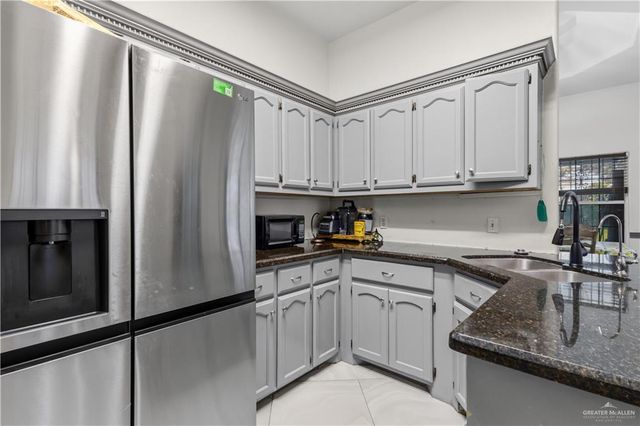3512 Warbler Avenue, Mcallen, TX 78504