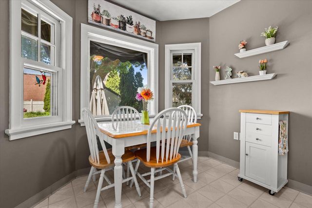2641 N 75th STREET, Wauwatosa, WI 53213