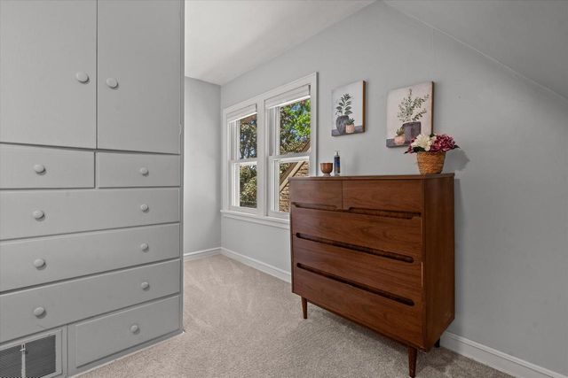 2641 N 75th STREET, Wauwatosa, WI 53213