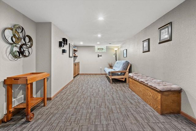 2641 N 75th STREET, Wauwatosa, WI 53213