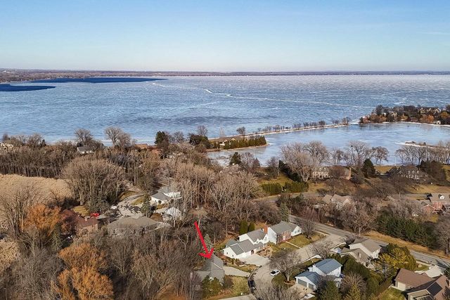 778 Sunshine LANE, Neenah, WI 54956