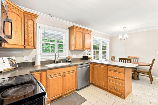 113 Sawtooth Lane, Stanley, NC 28164