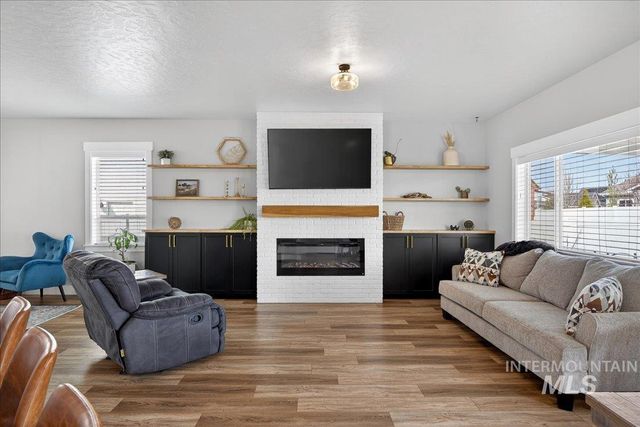 5942 W Algona Dr., Meridian, ID 83646