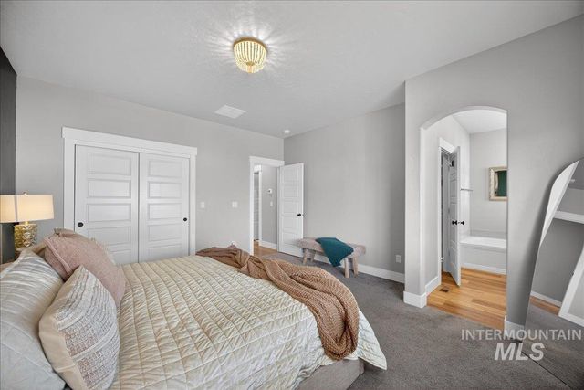 5942 W Algona Dr., Meridian, ID 83646