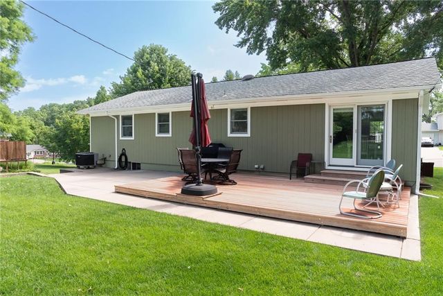 918 S 53rd Terrace, Kansas City, KS 66106