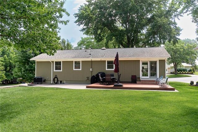 918 S 53rd Terrace, Kansas City, KS 66106
