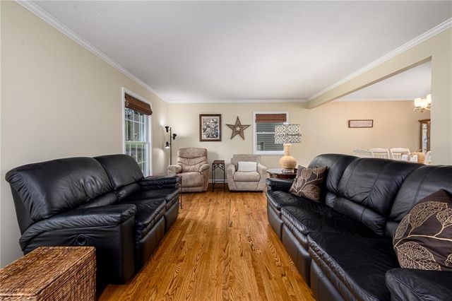 918 S 53rd Terrace, Kansas City, KS 66106