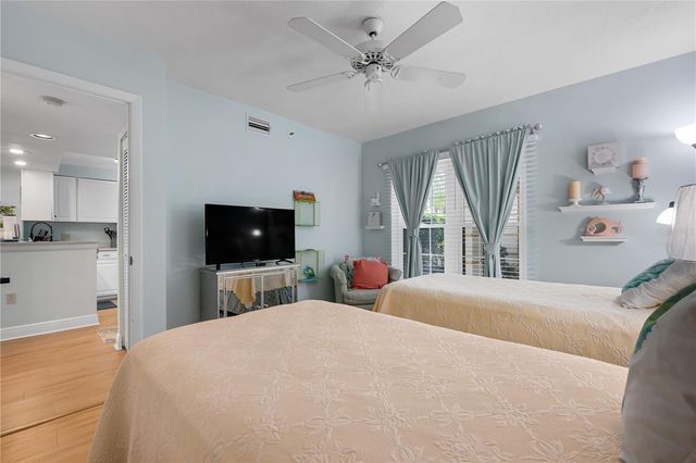 1015 WEXFORD BOULEVARD 1015, Venice, FL 34293