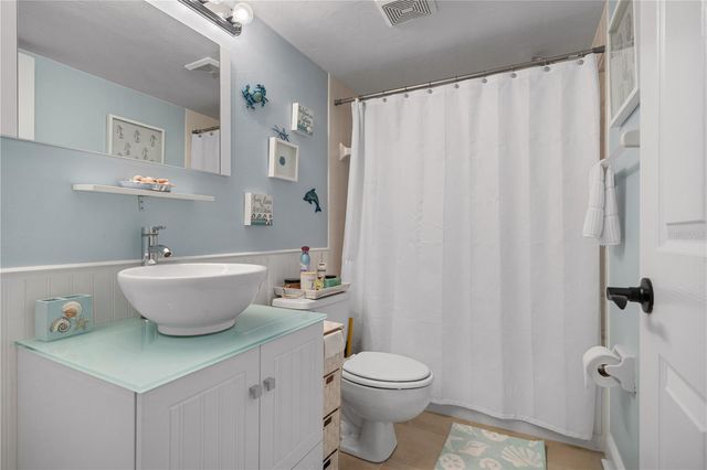 1015 WEXFORD BOULEVARD 1015, Venice, FL 34293