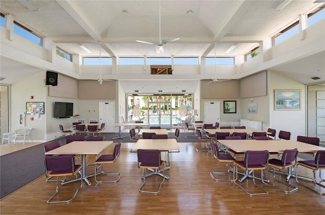 1015 WEXFORD BOULEVARD 1015, Venice, FL 34293