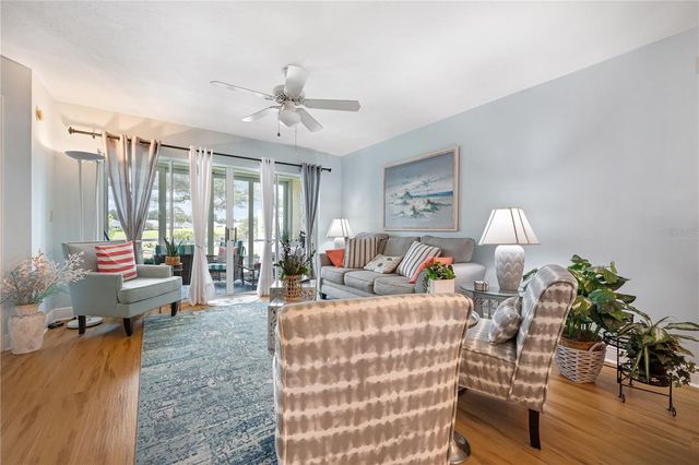 1015 WEXFORD BOULEVARD 1015, Venice, FL 34293