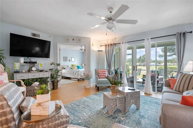 1015 WEXFORD BOULEVARD 1015, Venice, FL 34293