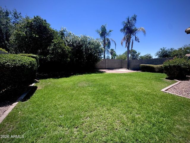 7717 W VIA MONTOYA Drive, Peoria, AZ 85383