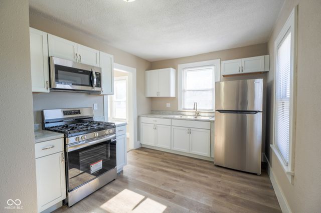 1423 Fountain Street, Anderson, IN 46016