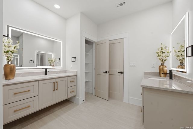 1714 JUNCTION RDG, San Antonio, TX 78248