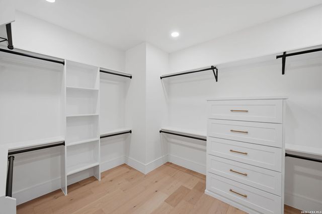 1714 JUNCTION RDG, San Antonio, TX 78248