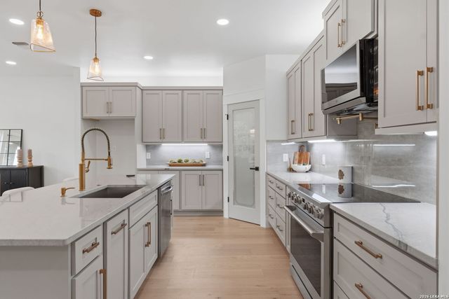 1714 JUNCTION RDG, San Antonio, TX 78248