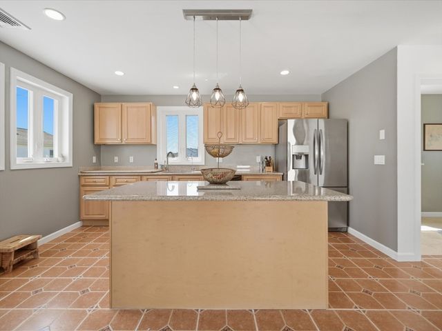 53 Osborne Street, New Bedford, MA 02740