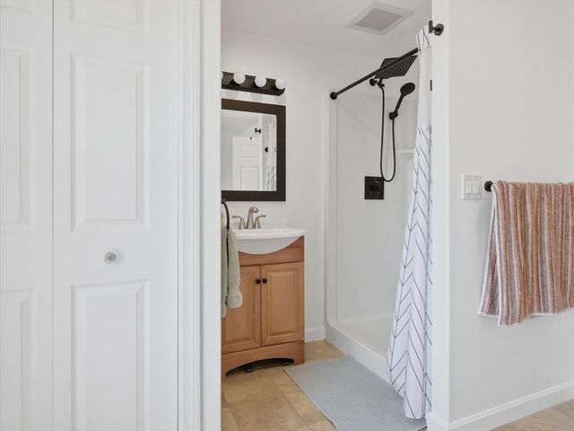 53 Osborne Street, New Bedford, MA 02740