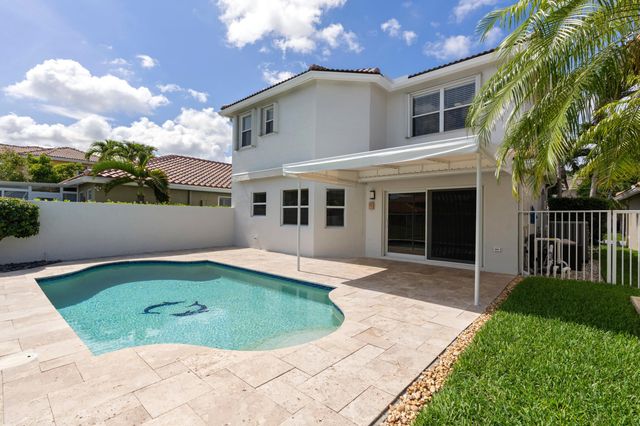 3961 Crescent Creek Place, Coconut Creek, FL 33073