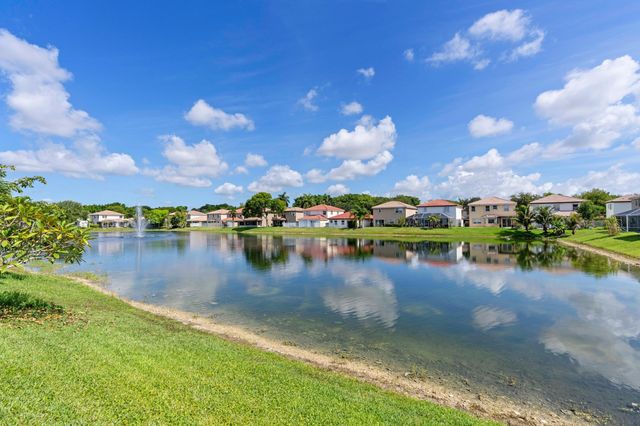 3961 Crescent Creek Place, Coconut Creek, FL 33073