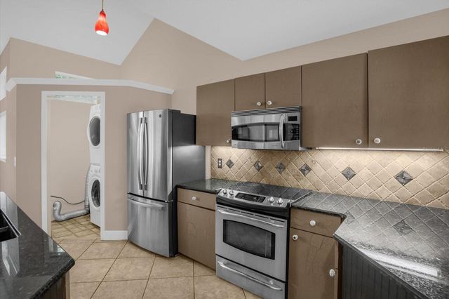 1443 FARRINDON CIRCLE 1443, Lake Mary, FL 32746