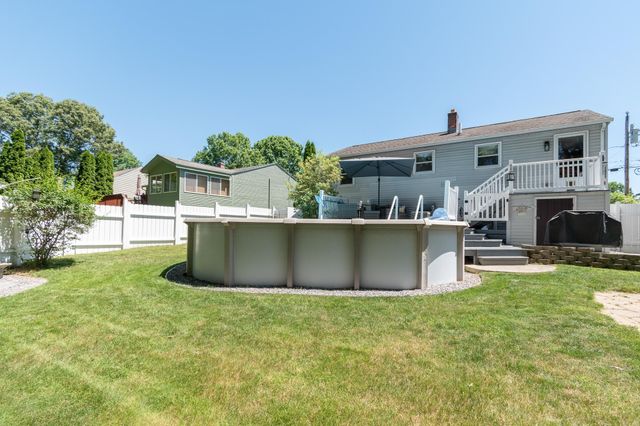 96 Ellingwood Street, Manchester, NH 03103