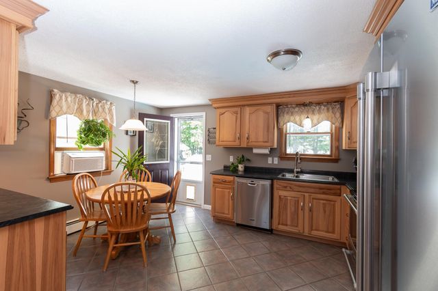 96 Ellingwood Street, Manchester, NH 03103