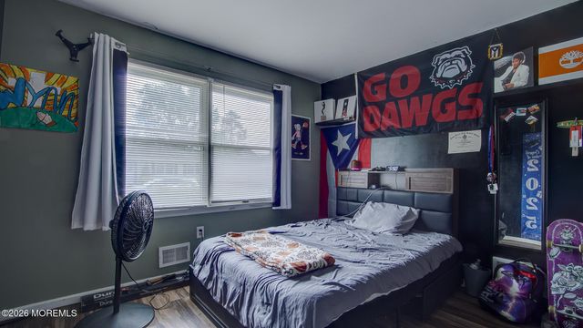 1508 Longboat Avenue, Beachwood, NJ 08722
