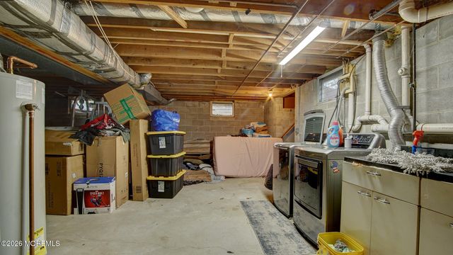1508 Longboat Avenue, Beachwood, NJ 08722