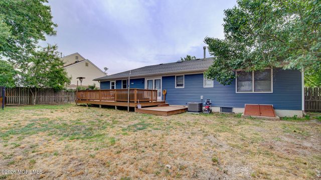 1508 Longboat Avenue, Beachwood, NJ 08722