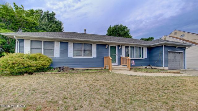 1508 Longboat Avenue, Beachwood, NJ 08722