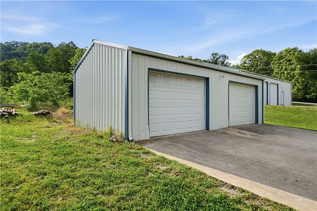 413 Madison 1555, Eureka Springs, AR 72632