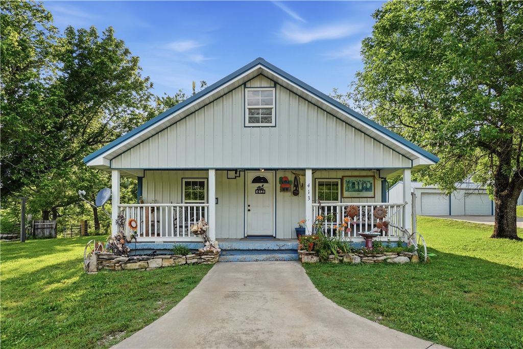 413 Madison 1555, Eureka Springs, AR 72632
