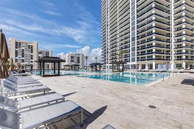 1850 S Ocean Dr 805, Hallandale Beach, FL 33009