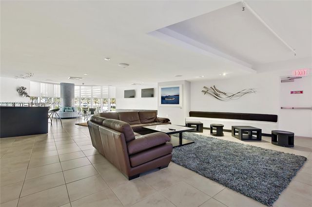 1850 S Ocean Dr 805, Hallandale Beach, FL 33009