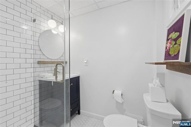 231 Canterbury Drive, Ramsey, NJ 07446