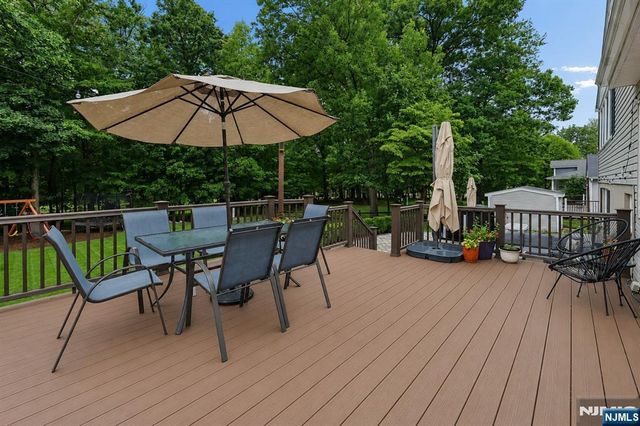 231 Canterbury Drive, Ramsey, NJ 07446